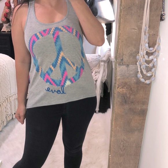 LOL Vintage small peace & love graphic top - Picture 2 of 7